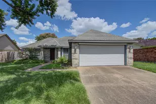 11810 Stone Bridge Dr, Houston, TX 77064 - Photo 3