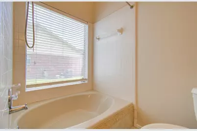 11810 Stone Bridge Drive, Houston, TX 77064 - Photo 19