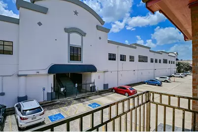 9400 Bellaire Boulevard #511, Houston, TX 77036 - Photo 29