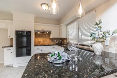 46 N Deerfoot Circle, The Woodlands, TX 77380 - Photo 9