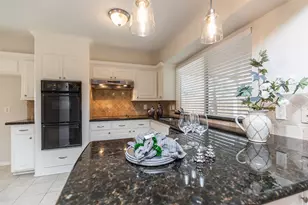 46 N Deerfoot Cir, The Woodlands, TX 77380 - Photo 9