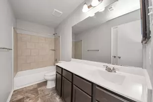 8815 Bison Mdw Trl, Rosharon, TX 77583 - Photo 29