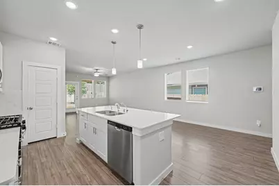2010 W Darlington Oak Court, Conroe, TX 77304 - Photo 9