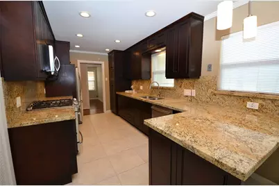 4009 Nenana Drive, Houston, TX 77025 - Photo 11