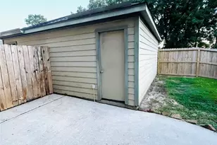 23623 Twisting Falls Dr, Spring, TX 77373 - Photo 39