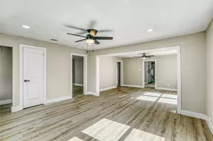 4314 Gregory St, Houston, TX 77026 - Photo 3
