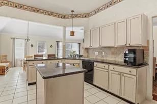 1618 Stoney Park Dr, Houston, TX 77339 - Photo 9