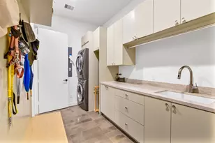 5015 S Braeswood Blvd, Houston, TX 77096 - Photo 27
