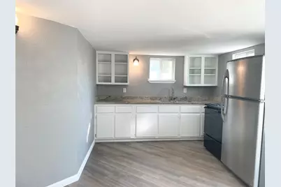 7515 Bayway Drive #2, Baytown, TX 77520 - Photo 5