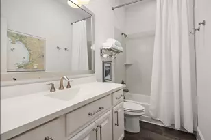 5425 Brigantine Cay Ct, Texas City, TX 77590 - Photo 13
