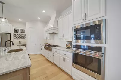 10615 Sleepy Plant Court, Cypress, TX 77433 - Photo 9