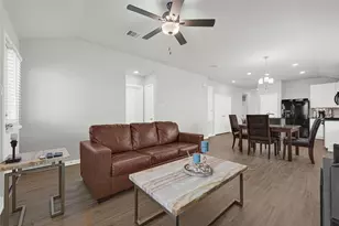 5325 Basquiat Dr, Houston, TX 77048 - Photo 11