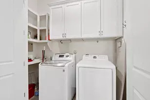 2174 Briarglen Dr, Houston, TX 77027 - Photo 19