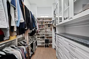 2174 Briarglen Dr, Houston, TX 77027 - Photo 5