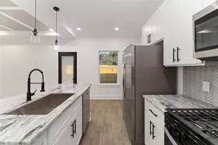 6736 Paris St, Houston, TX 77021 - Photo 7