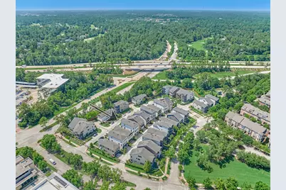 35 Amerson Bay Way, The Woodlands, TX 77380 - Photo 3