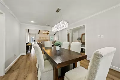 10718 Chevy Chase Drive, Houston, TX 77042 - Photo 7