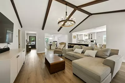 10718 Chevy Chase Drive, Houston, TX 77042 - Photo 15