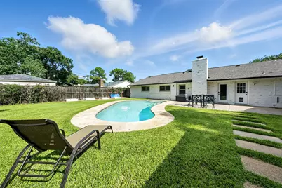 10718 Chevy Chase Drive, Houston, TX 77042 - Photo 39