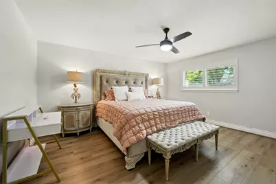 10718 Chevy Chase Drive, Houston, TX 77042 - Photo 23