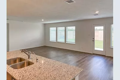 6018 Monte Thomas, Manvel, TX 77578 - Photo 3