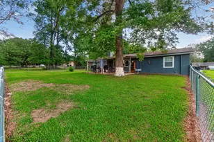 309 N Beech St, Woodville, TX 75979 - Photo 31