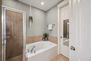 823 W 26th St, Houston, TX 77008 - Photo 15
