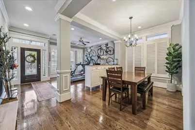 823 W 26th Street, Houston, TX 77008 - Photo 5