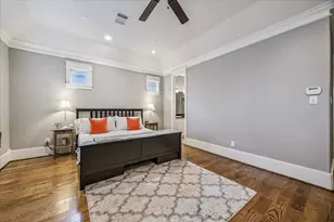 823 W 26th St, Houston, TX 77008 - Photo 13