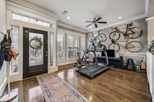 823 W 26th St, Houston, TX 77008 - Photo 3
