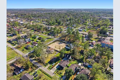 8223 Hamlet Street, Houston, TX 77078 - Photo 11