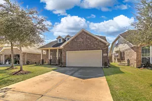 326 Polar Bear Trl, Crosby, TX 77532 - Photo 3