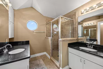 5951 South Loop E #7, Houston, TX 77033 - Photo 13