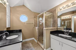 5951 S Loop E, Houston, TX 77033 - Photo 13