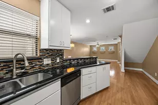 5951 S Loop E, Houston, TX 77033 - Photo 9