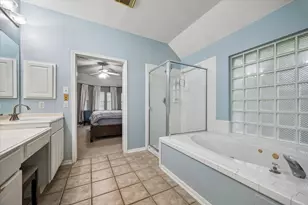 8123 Clarion Way, Houston, TX 77040 - Photo 21