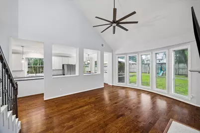 8123 Clarion Way, Houston, TX 77040 - Photo 11