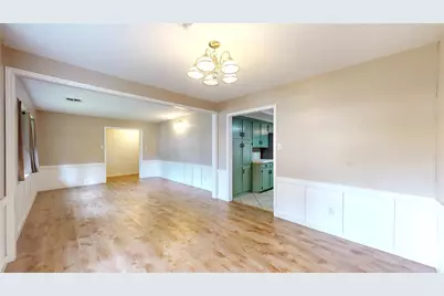 5221 Cottonwood Circle, Dickinson, TX 77539 - Photo 5