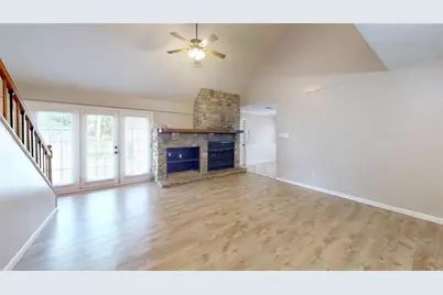 5221 Cottonwood Circle, Dickinson, TX 77539 - Photo 13