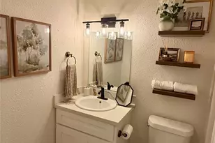 1 Laurel Oak Pl, Spring, TX 77380 - Photo 9