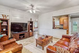 3026 Dee's Cir, Sealy, TX 77474 - Photo 9