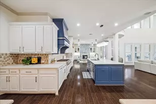 6007 Abercombie Ln, Sugar Land, TX 77479 - Photo 5