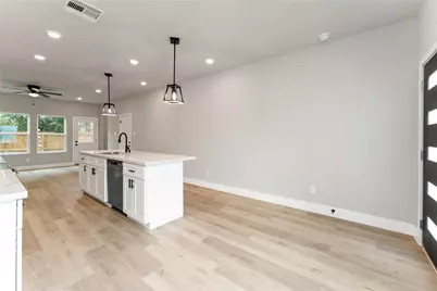 5420 Lynnfield Street #A, Houston, TX 77028 - Photo 5