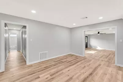 704 Teabury Avenue, Pasadena, TX 77503 - Photo 33