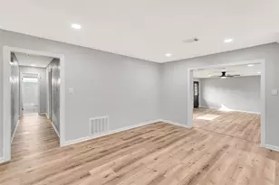704 Teabury Ave, Pasadena, TX 77503 - Photo 33