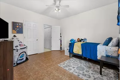 931 Broadway, Winnie, TX 77665 - Photo 31
