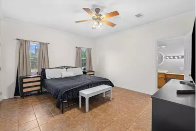 931 Broadway, Winnie, TX 77665 - Photo 19