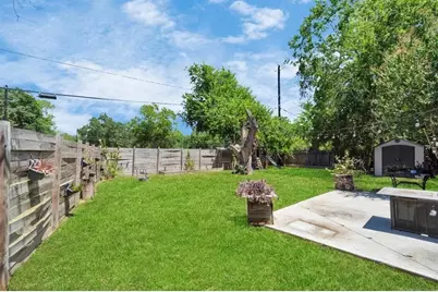 5658 Ludington Drive, Houston, TX 77035 - Photo 23