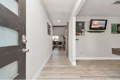 5658 Ludington Drive, Houston, TX 77035 - Photo 3