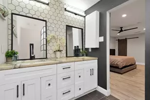 5658 Ludington Dr, Houston, TX 77035 - Photo 17